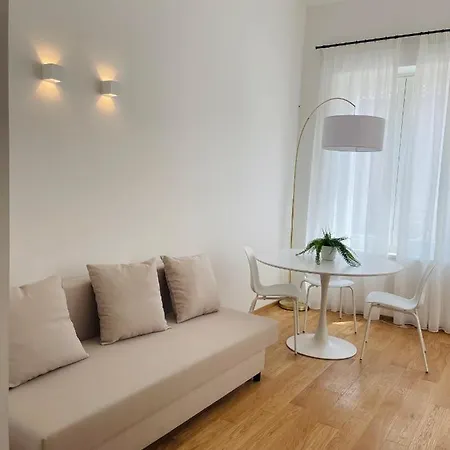 فندق مبيت وإفطار A Un Passo Dalla Piazza أسكولي بيتشينو