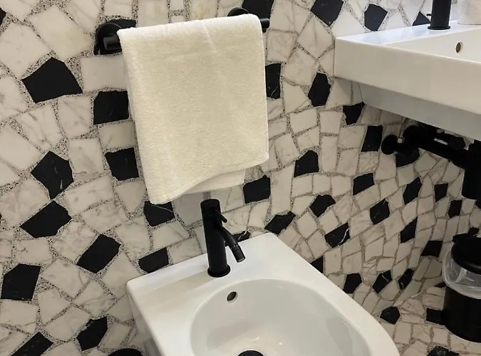 A Un Passo Dalla Piazza 4* Ascoli Piceno