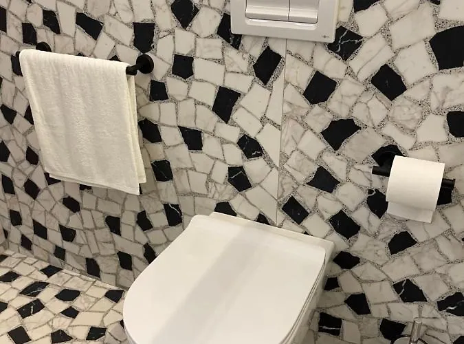 A Un Passo Dalla Piazza Bed & Breakfast